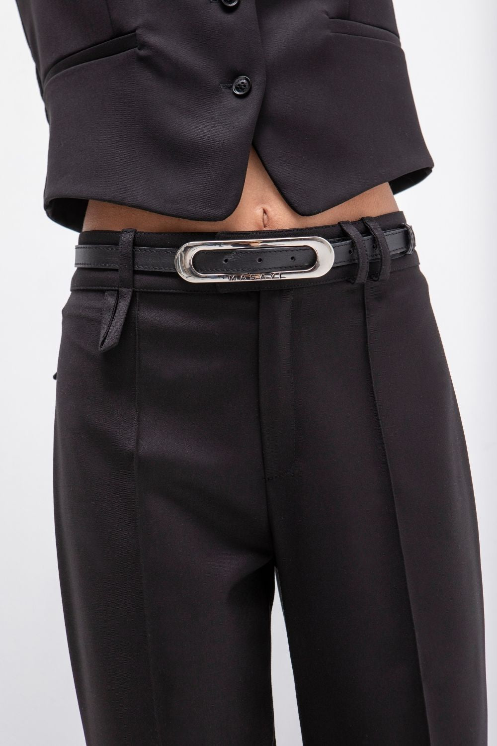 CINTURON PIEL NEGRO PLATA