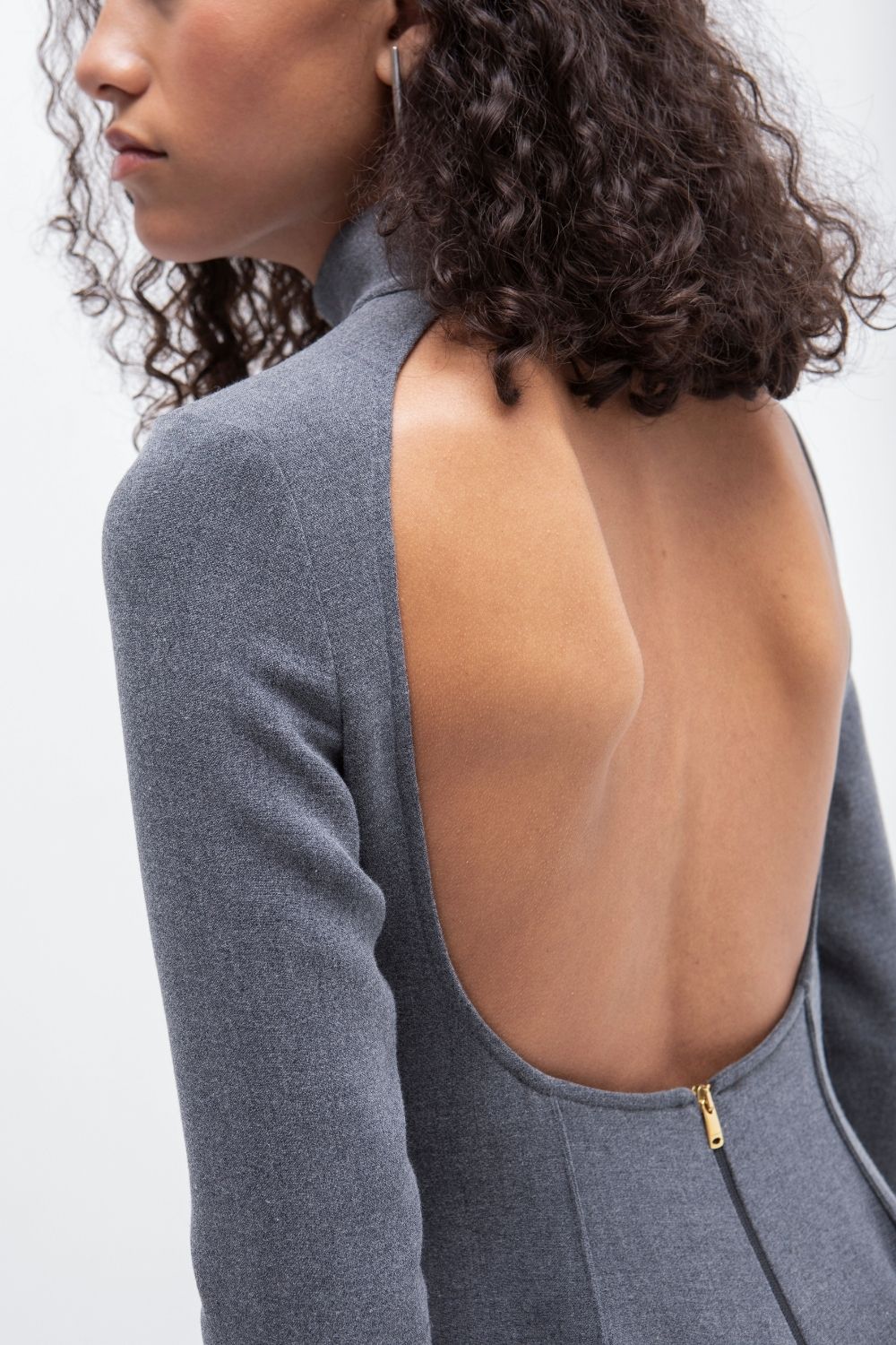 VESTIDO CORTO MANGA LARGA DELIRIO GRIS