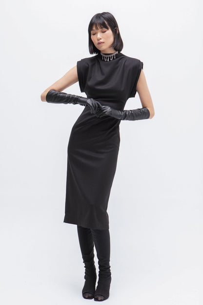VESTIDO MIDI HOMBRERAS VANZ NEGRO