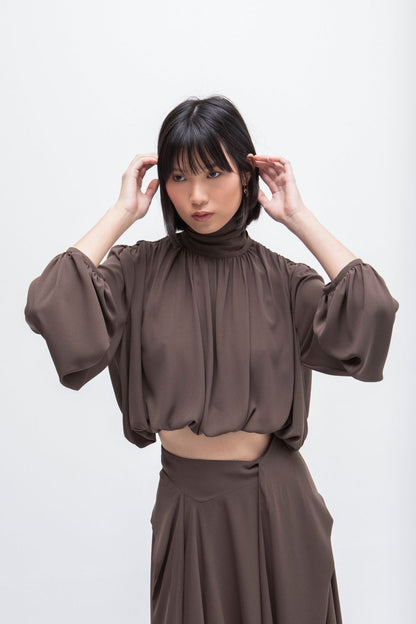 BLUSA ABULLONADA NOIR BROWN