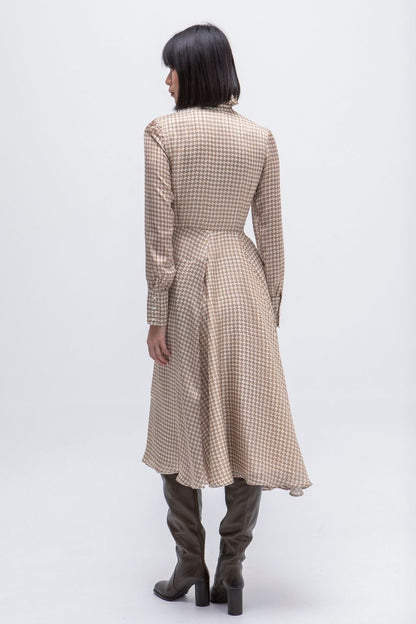VESTIDO MIDI SEGO PATA DE GALLO
