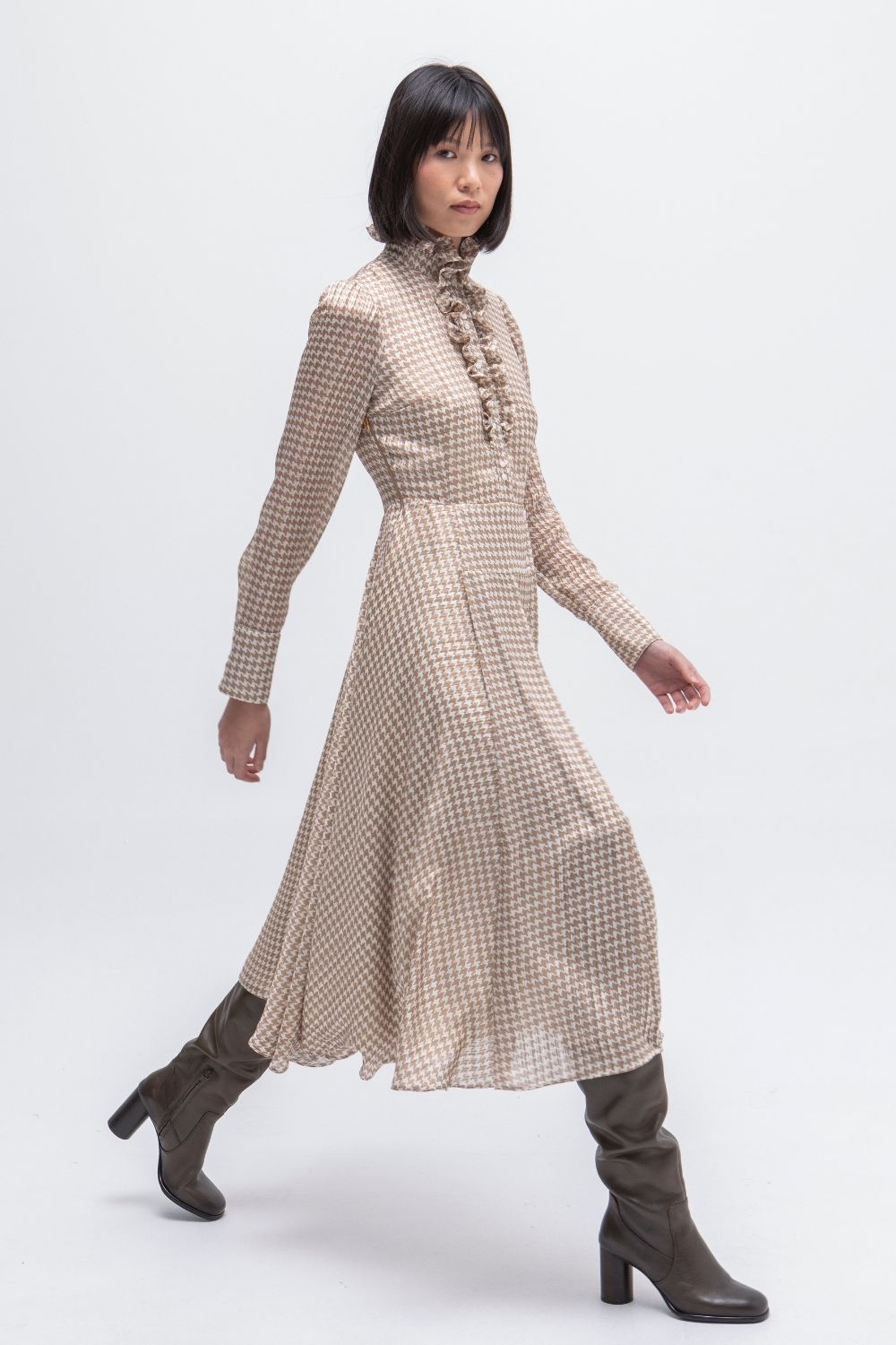 VESTIDO MIDI SEGO PATA DE GALLO